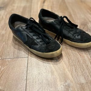 Golden Goose Sneakers